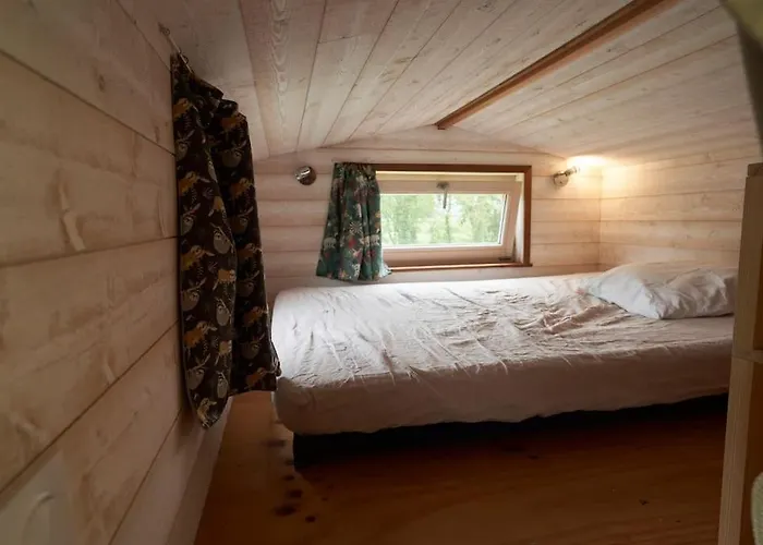 Tiny House Near The Mont-saint-michel Alpehytte